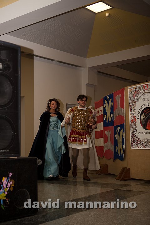 presentazione personaggi-7032.jpg